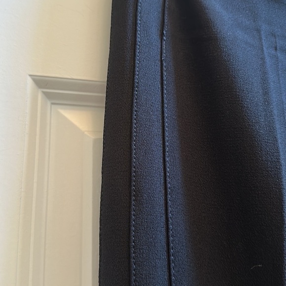 Alberto Makali Black Trousers with Pleated Detail 4 - Picture 4 of 12